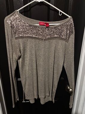 Daytrip Long Sleeve Sequin Yoke Top in Taupe